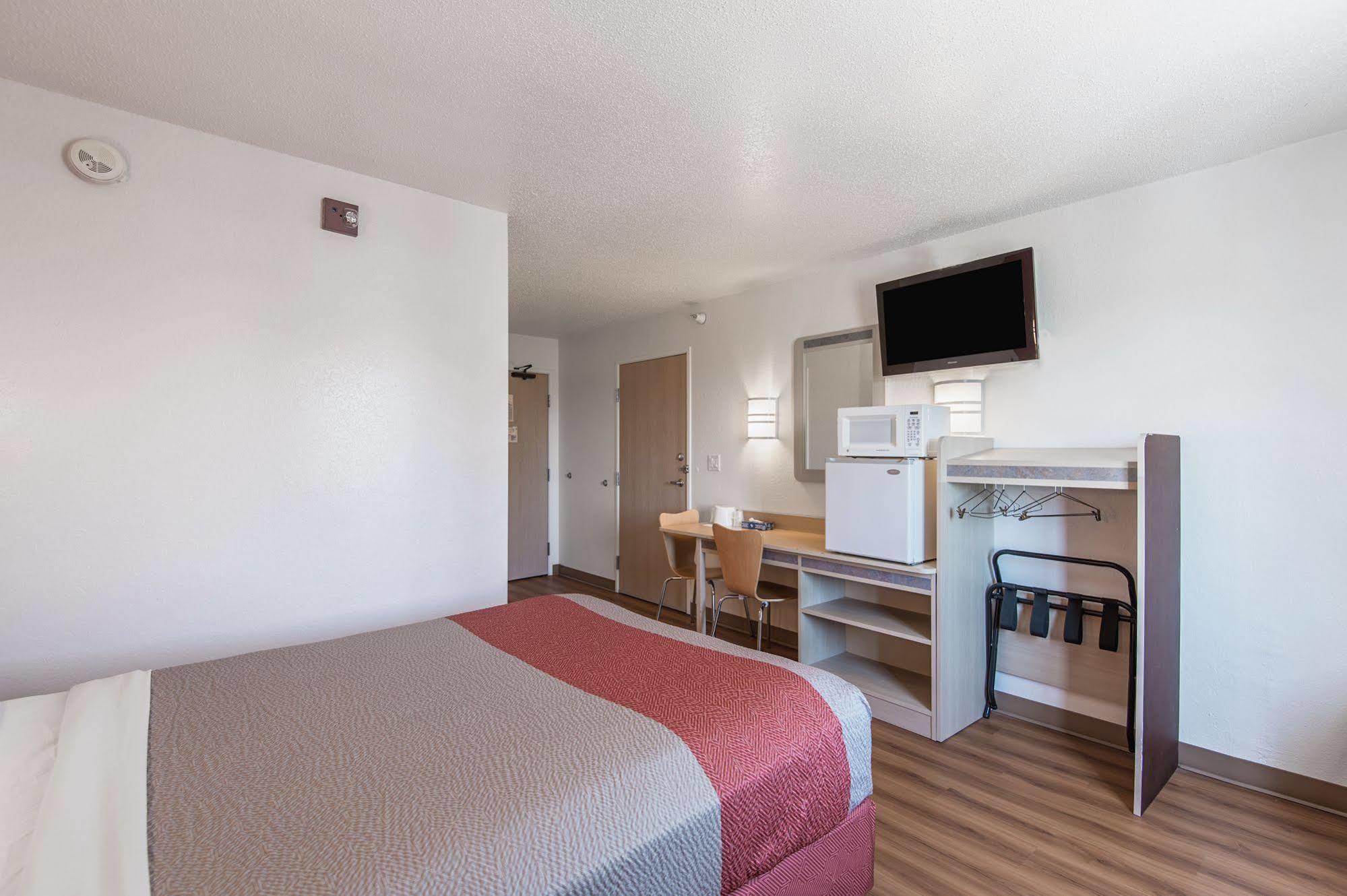 Motel 6-Junction City, Ks Luaran gambar