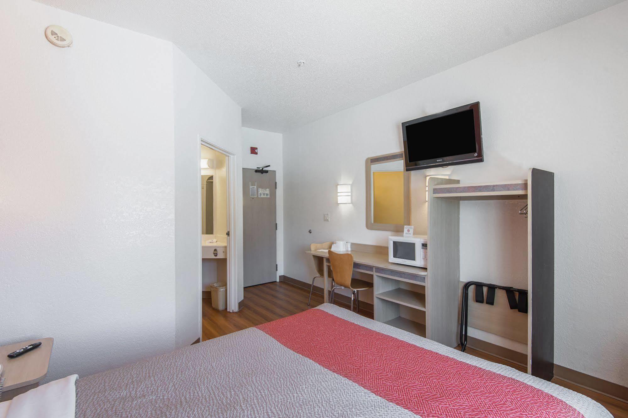 Motel 6-Junction City, Ks Luaran gambar
